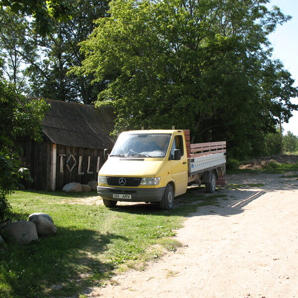 Ekskursioonid kastiautoga